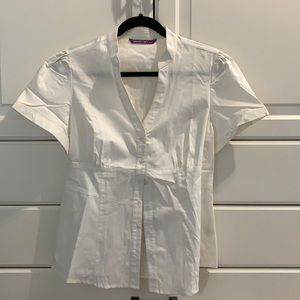 Beautiful lines- crisp white short sleeved shirt
